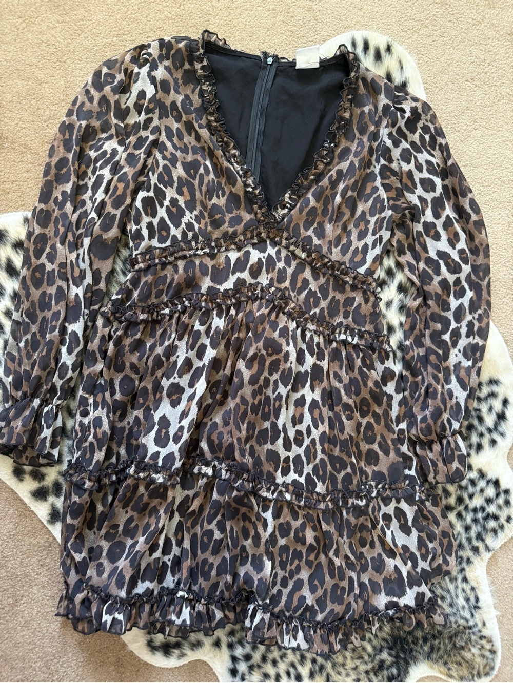 Womens Leopard Print Tiered Long-Sleeve Dress